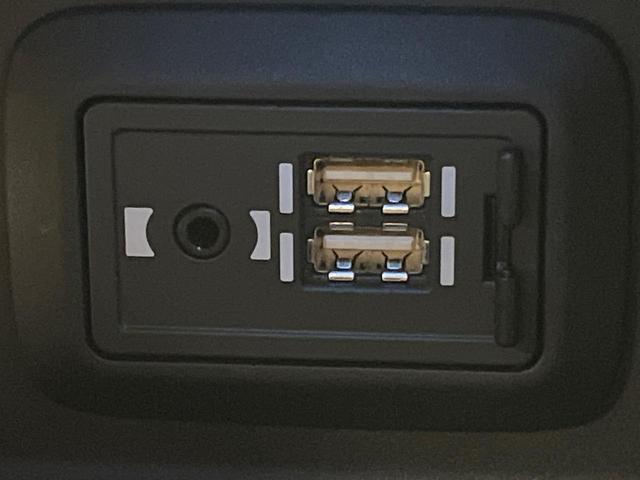 ハリアーハイブリッド Ｚ　４ＷＤ　純正１２．３型ナビ　全周囲カメラ　ＪＢＬ　ハンズフリーパワーバックドア　セーフティセンス　レーダークルーズ　ブラインドスポットモニター　クリアランスソナー　デジタルインナーミラー　パワーシ―ト（30枚目）