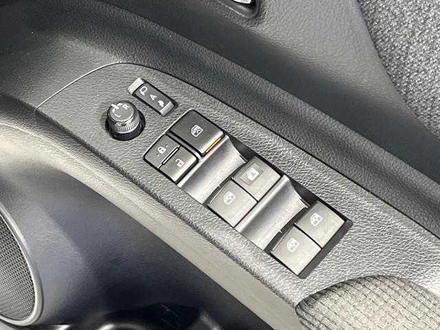 シエンタ ハイブリッドＧ　後期　純正９型ナビ　全周囲カメラ　セーフティセンス　オートクルーズ　クリアランスソナー　両側電動スライド　オートレベリング機能付ＬＥＤヘッド　シートヒーター　ステアリングヒーター　スマートキー　ＥＴＣ（41枚目）