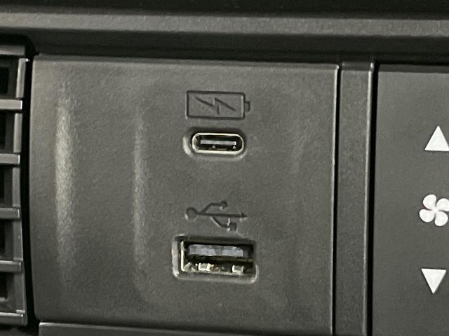 N-BOXカスタム ベースグレード 純正8型ナビ フルセグ バックカメラ ETC ホンダセンシング アダプティブクルーズ 両側電動スライドドア LEDヘッドライト オートライト シートヒーター スマートキー 禁煙車 ステアリングスイッチ(39枚目)