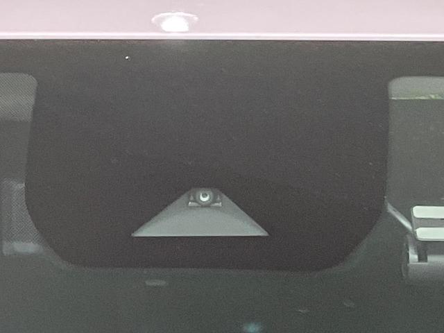 ノート X 純正9型コネクトナビ 全周囲カメラ デジタルインナーミラー ワイヤレス充電 エマージェンシーブレーキ ブラインドスポットモニター インテリキー ステアリングスイッチ オートエアコン オートライト(3枚目)