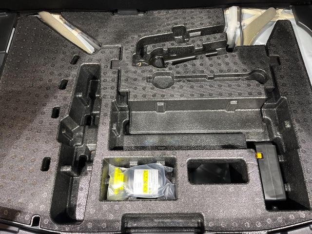 ノート X 純正9型コネクトナビ 全周囲カメラ デジタルインナーミラー ワイヤレス充電 エマージェンシーブレーキ ブラインドスポットモニター インテリキー ステアリングスイッチ オートエアコン オートライト(51枚目)