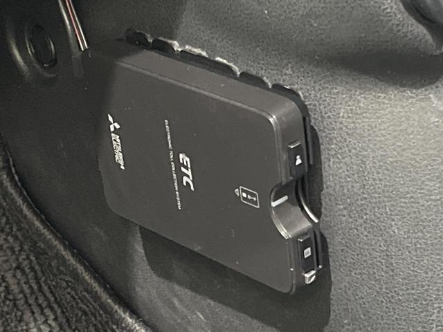 ノート e-パワー X SDナビ バックカメラ エマージェンシーブレーキ 車線逸脱警報 オートライト インテリキー ETC オートエアコン シートリフター プライバシーガラス 電動格納ドアミラー コーナーセンサー 禁煙車(7枚目)