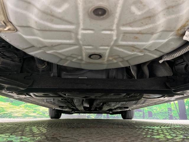 ノート e-パワー X SDナビ バックカメラ エマージェンシーブレーキ 車線逸脱警報 オートライト インテリキー ETC オートエアコン シートリフター プライバシーガラス 電動格納ドアミラー コーナーセンサー 禁煙車(19枚目)