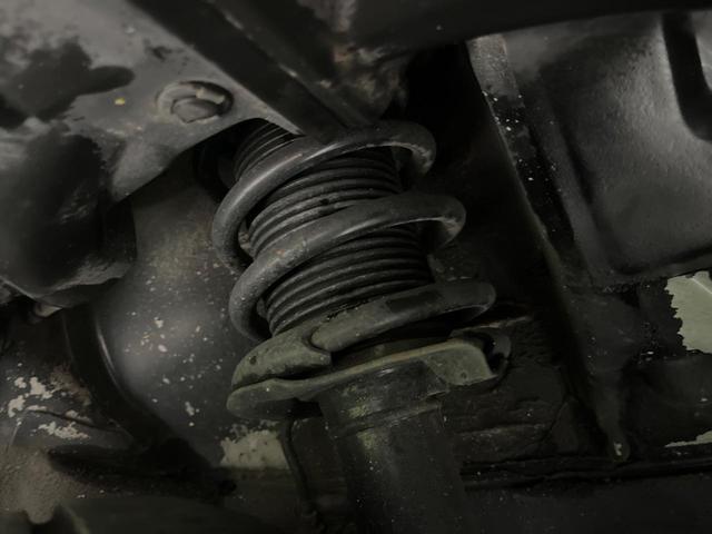 ノート e-パワー X SDナビ バックカメラ エマージェンシーブレーキ 車線逸脱警報 オートライト インテリキー ETC オートエアコン シートリフター プライバシーガラス 電動格納ドアミラー コーナーセンサー 禁煙車(20枚目)