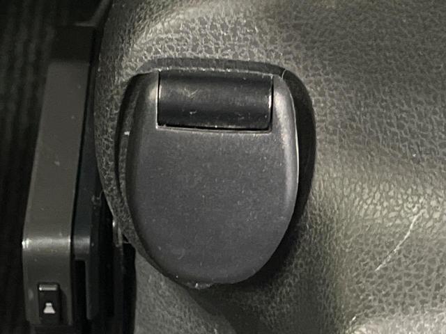 ノート e-パワー X SDナビ バックカメラ エマージェンシーブレーキ 車線逸脱警報 オートライト インテリキー ETC オートエアコン シートリフター プライバシーガラス 電動格納ドアミラー コーナーセンサー 禁煙車(28枚目)