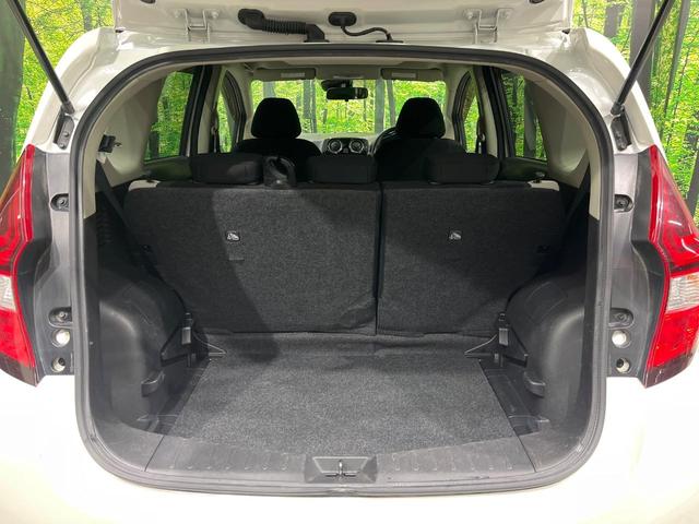 ノート e-パワー X SDナビ バックカメラ エマージェンシーブレーキ 車線逸脱警報 オートライト インテリキー ETC オートエアコン シートリフター プライバシーガラス 電動格納ドアミラー コーナーセンサー 禁煙車(39枚目)