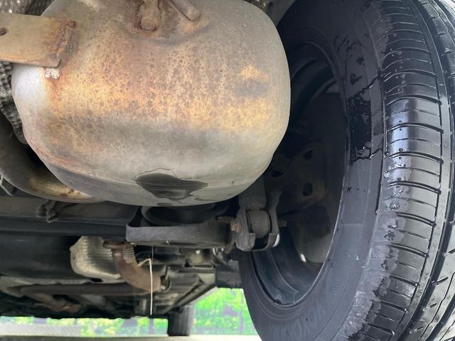 アクア Ｓスタイルブラック　後期　純正ナビ　フルセグ　バックカメラ　セーフティセンス　ＬＥＤヘッド　オートライト　クリアランスソナー　パーキングサポートブレーキ　スマートキー　ドラレコ　ＥＴＣ　アームレスト　黒ファブリックシート（22枚目）