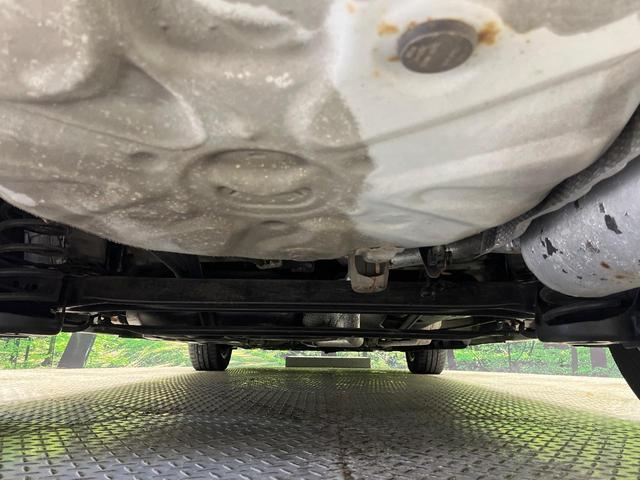 プリウスアルファ Ｓ　チューン　ブラック　純正ナビ　フルセグ　バックカメラ　ＬＥＤヘッド　オートライト　スマートキー　オートエアコン　革巻きステアリング　ステアリングスイッチ　アームレスト　シートリフター　電動格納ドアミラー　禁煙車　ＥＴＣ（19枚目）