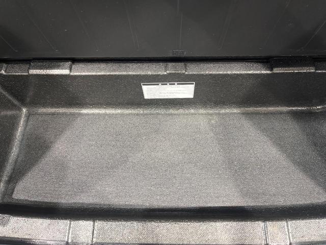 プリウスアルファ Ｓ　チューン　ブラック　純正ナビ　フルセグ　バックカメラ　ＬＥＤヘッド　オートライト　スマートキー　オートエアコン　革巻きステアリング　ステアリングスイッチ　アームレスト　シートリフター　電動格納ドアミラー　禁煙車　ＥＴＣ（41枚目）