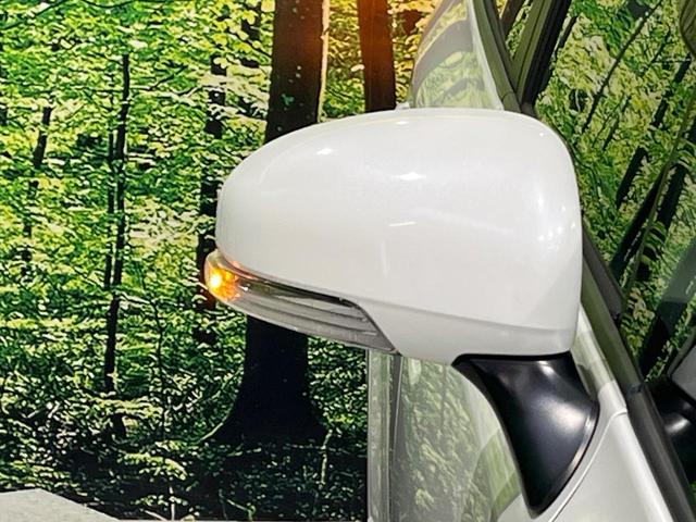 プリウスアルファ Ｓ　チューン　ブラック　純正ナビ　フルセグ　バックカメラ　ＬＥＤヘッド　オートライト　スマートキー　オートエアコン　革巻きステアリング　ステアリングスイッチ　アームレスト　シートリフター　電動格納ドアミラー　禁煙車　ＥＴＣ（42枚目）