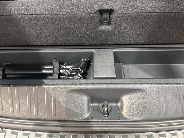 ランドクルーザー250 VX モデリスタパッケージ/オーバーフェンダー 丸目LED ムーンルーフ 12.3型DA 全周囲カメラ パワーバックドア 黒革シート ベンチレーション シートヒーター パワーシート ステアリングヒーター(49枚目)