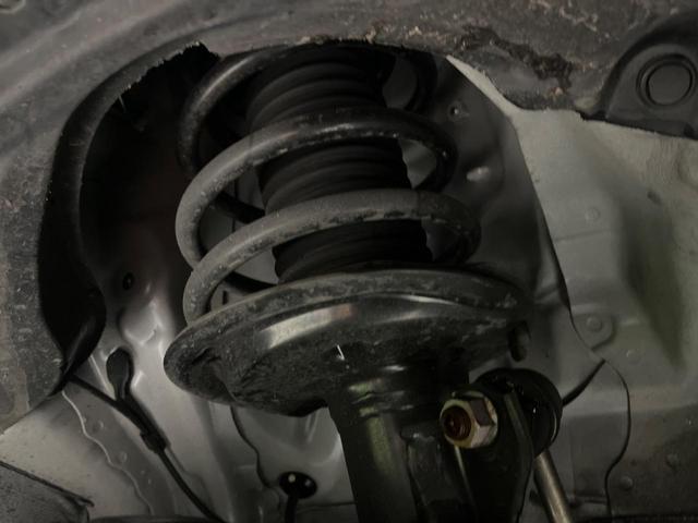 スペイド Ｇ　純正ナビ　フルセグ　バックカメラ　１オーナー　電動スライド　ＨＩＤヘッド　スマートキー　シートヒーター　アームレスト　ドラレコ　ＥＴＣ　ナノイー付オートエアコン　革巻きステアリング　電動格納ドアミラー（20枚目）