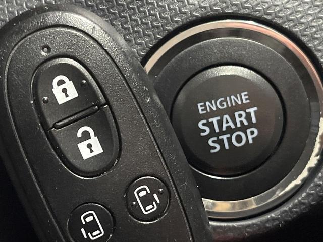 ソリオ Ｓ　両側電動ドア　純正ＣＤオーディオ　バックカメラ　ステアリングスイッチ　６スピーカー　革巻きステアリング　ＨＩＤヘッド　オートライト　スマートキー　オートエアコン　ＥＴＣ　電動ミラー　ウインカーミラー（7枚目）