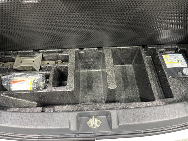 ソリオ Ｓ　両側電動ドア　純正ＣＤオーディオ　バックカメラ　ステアリングスイッチ　６スピーカー　革巻きステアリング　ＨＩＤヘッド　オートライト　スマートキー　オートエアコン　ＥＴＣ　電動ミラー　ウインカーミラー（44枚目）