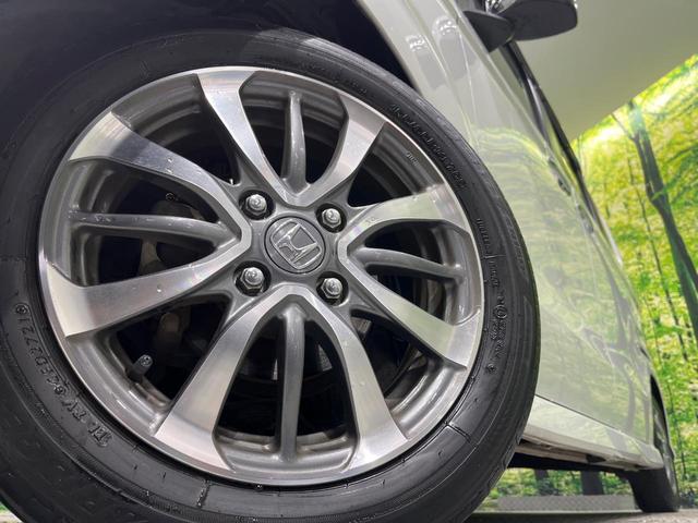 【純正１４インチアルミホイール】外観にマッチした純正アルミホイールを装着しております。各種社外アルミホイールや、スタッドレスタイヤも取扱いしております。是非ご相談ください♪
