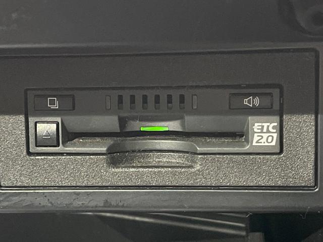 【ＥＴＣ】高速道路の料金所をストレスなく通過！話題のスポットやサービスエリアに多い「スマートＩＣ」利用時は必須のアイテムです。当店でセットアップを実施、ご納車当日からすぐにご利用いただけます！