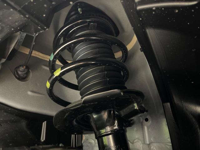 セレナ ｅ－パワー　ハイウェイスターＶ　登録済未使用車　１２．３型コネクトナビ　全周囲カメラ　プロパイロット　セーフティアシスト　ハンズフリー両側電動ドア　ＬＥＤヘッド　インテリキー　ドラレコ　ＥＴＣ　デジタルインナーミラー　ワイヤレス充電（20枚目）