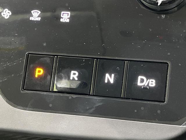 セレナ ｅ－パワー　ハイウェイスターＶ　登録済未使用車　１２．３型コネクトナビ　全周囲カメラ　プロパイロット　セーフティアシスト　ハンズフリー両側電動ドア　ＬＥＤヘッド　インテリキー　ドラレコ　ＥＴＣ　デジタルインナーミラー　ワイヤレス充電（23枚目）