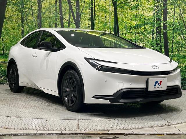 高透明度のガラス皮膜で撥水はもちろん、上質なツヤ・光沢を実現。紫外線や酸性雨から大切な愛車を保護し、色あせ・劣化を防止。「弾スプラッシュコート」、「弾プリミッサコート」からお選びいただけます。