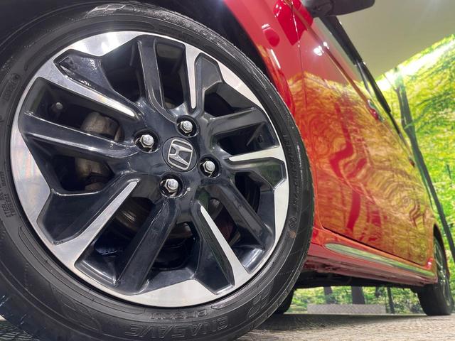 N-WGNカスタム G・ターボパッケージ 衝突軽減 SDナビ フルセグTV バックカメラ クルーズコントロール HIDヘッドライト オートライト スマートキー アイドリングストップ ドラレコ ETC 革巻きステアリング パドルシフト 禁煙車(13枚目)