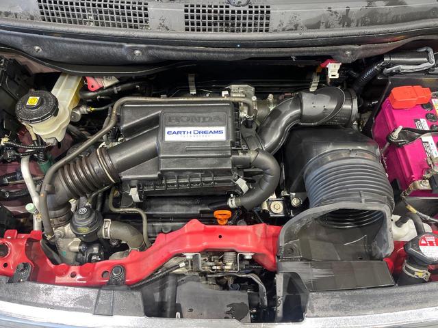 N-WGNカスタム G・ターボパッケージ 衝突軽減 SDナビ フルセグTV バックカメラ クルーズコントロール HIDヘッドライト オートライト スマートキー アイドリングストップ ドラレコ ETC 革巻きステアリング パドルシフト 禁煙車(18枚目)