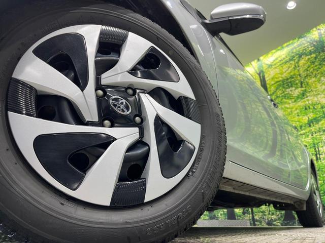 アクア Ｓスタイルブラック　後期　純正ナビＴＶ　バックカメラ　セーフティセンス　クリアランスソナー　パーキングサポートブレーキ　ＬＥＤヘッド　オートライト　スマートキー　ドラレコ　ＥＴＣ　アームレスト　オートエアコン　禁煙車（12枚目）