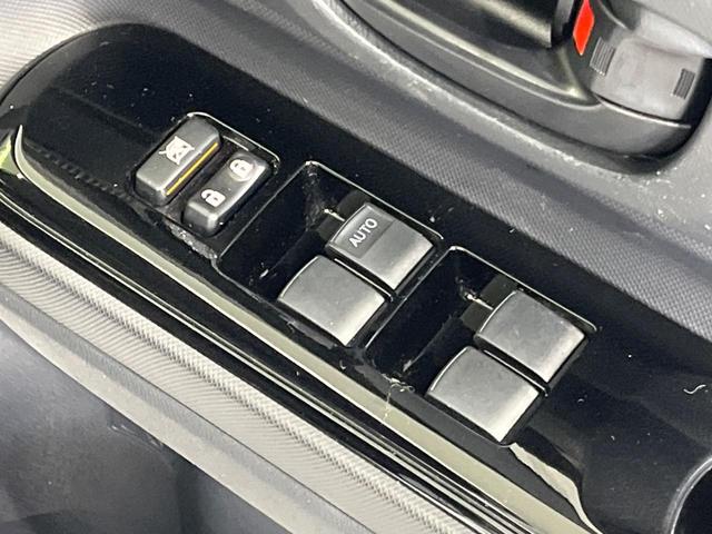 アクア Ｓスタイルブラック　後期　純正ナビＴＶ　バックカメラ　セーフティセンス　クリアランスソナー　パーキングサポートブレーキ　ＬＥＤヘッド　オートライト　スマートキー　ドラレコ　ＥＴＣ　アームレスト　オートエアコン　禁煙車（39枚目）