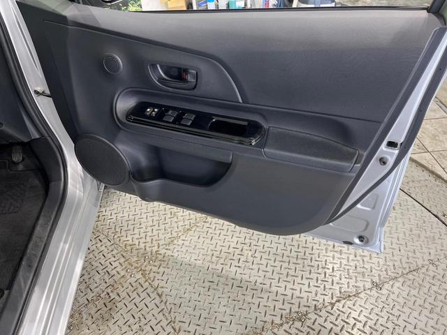 アクア Ｓスタイルブラック　後期　純正ナビＴＶ　バックカメラ　セーフティセンス　クリアランスソナー　パーキングサポートブレーキ　ＬＥＤヘッド　オートライト　スマートキー　ドラレコ　ＥＴＣ　アームレスト　オートエアコン　禁煙車（40枚目）