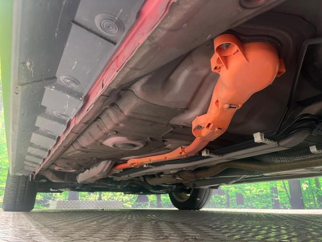 アクア クロスオーバー　後期　純正ナビ　フルセグ　バックカメラ　セーフティセンス　クリアランスソナー　ＬＥＤヘッド　オートライト　スマートキー　シートヒーター　パーキングサポートブレーキ　ＥＴＣ　ナノイー付オートエアコン（21枚目）