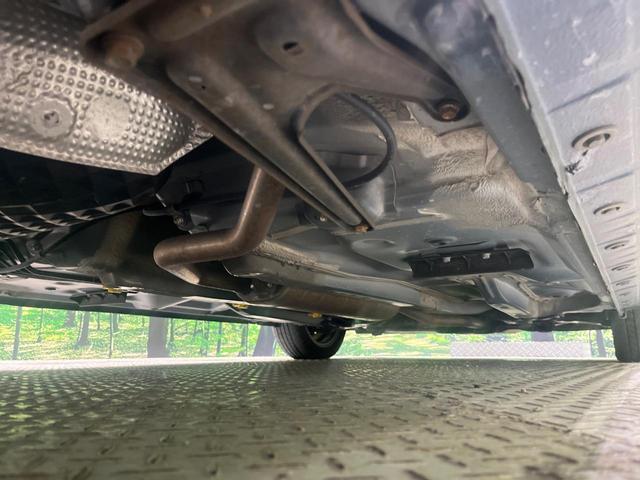 タンク カスタムＧ－Ｔ　ターボ　ＳＤナビ　フルセグ　バックカメラ　スマートアシスト２　両側電動ドア　クルーズコントロール　ＬＥＤヘッド　オートライト　シートヒーター　スマートキー　革巻きステアリング　ステアリングスイッチ（22枚目）