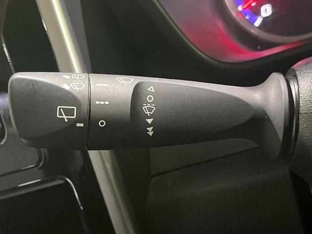 タンク カスタムＧ－Ｔ　ターボ　ＳＤナビ　フルセグ　バックカメラ　スマートアシスト２　両側電動ドア　クルーズコントロール　ＬＥＤヘッド　オートライト　シートヒーター　スマートキー　革巻きステアリング　ステアリングスイッチ（32枚目）