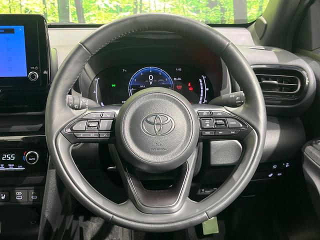 ヤリスクロス Ｚ　純正８型ディスプレイオーディオ　バックカメラ　ドラレコ　ＥＴＣ　セーフティセンス　レーダークルーズ　ブラインドスポットモニター　ＬＥＤヘッド　オートライト　パワーシート　シートヒーター　スマートキー（11枚目）