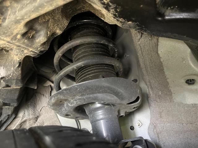 ヤリスクロス Ｚ　純正８型ディスプレイオーディオ　バックカメラ　ドラレコ　ＥＴＣ　セーフティセンス　レーダークルーズ　ブラインドスポットモニター　ＬＥＤヘッド　オートライト　パワーシート　シートヒーター　スマートキー（20枚目）