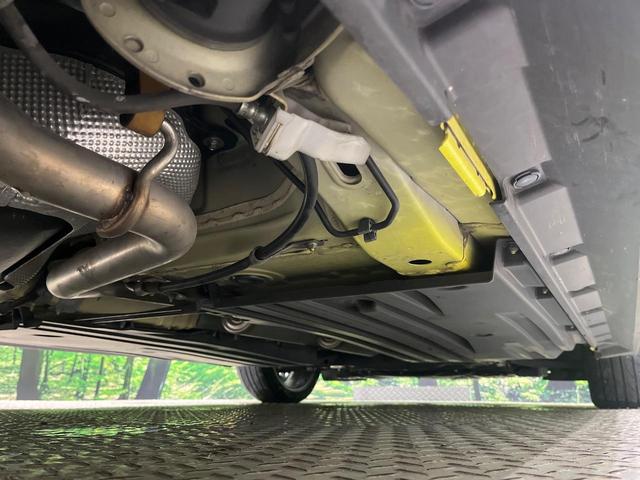 スイフトスポーツ ベースグレード　６速ＭＴ　セーフティパッケージ　アダプティブクルーズ　ＳＤナビ　フルセグ　ＬＥＤヘッド　オートライト　シートヒーター　スマートキー　ドラレコ　ＥＴＣ　オートエアコン　革巻きステアリング　スポーツシート（21枚目）