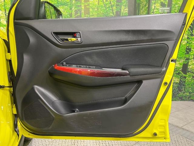 スイフトスポーツ ベースグレード　６速ＭＴ　セーフティパッケージ　アダプティブクルーズ　ＳＤナビ　フルセグ　ＬＥＤヘッド　オートライト　シートヒーター　スマートキー　ドラレコ　ＥＴＣ　オートエアコン　革巻きステアリング　スポーツシート（37枚目）