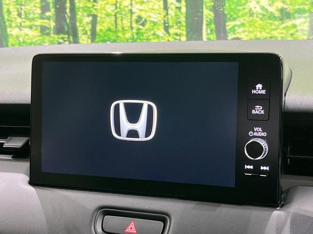 ヴェゼル ｅ：ＨＥＶ　Ｚ　登録済未使用車　９型コネクトナビ　マルチビューカメラ　ハンズフリーパワーバックドア　ホンダセンシング　アダプティブクルーズ　ブラインドスポットモニター　ＬＥＤヘッド　シーケンシャルターン　スマートキー（4枚目）