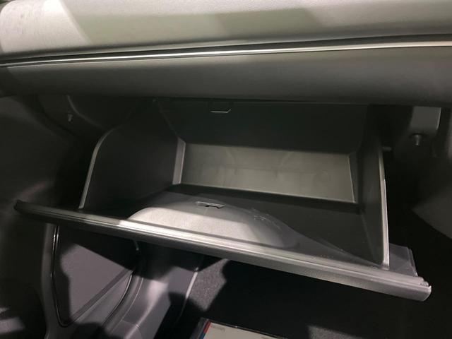 ヴェゼル ｅ：ＨＥＶ　Ｚ　登録済未使用車　９型コネクトナビ　マルチビューカメラ　ハンズフリーパワーバックドア　ホンダセンシング　アダプティブクルーズ　ブラインドスポットモニター　ＬＥＤヘッド　シーケンシャルターン　スマートキー（24枚目）