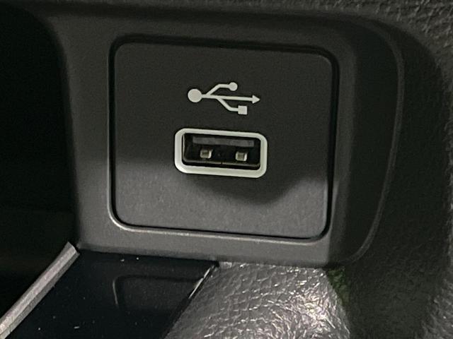 ヴェゼル ｅ：ＨＥＶ　Ｚ　登録済未使用車　９型コネクトナビ　マルチビューカメラ　ハンズフリーパワーバックドア　ホンダセンシング　アダプティブクルーズ　ブラインドスポットモニター　ＬＥＤヘッド　シーケンシャルターン　スマートキー（30枚目）