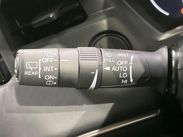 ヴェゼル ｅ：ＨＥＶ　Ｚ　登録済未使用車　９型コネクトナビ　マルチビューカメラ　ハンズフリーパワーバックドア　ホンダセンシング　アダプティブクルーズ　ブラインドスポットモニター　ＬＥＤヘッド　シーケンシャルターン　スマートキー（34枚目）