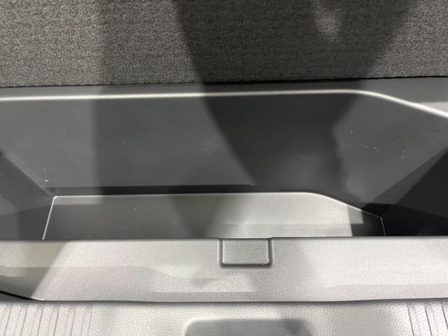 ヴェゼル ｅ：ＨＥＶ　Ｚ　登録済未使用車　９型コネクトナビ　マルチビューカメラ　ハンズフリーパワーバックドア　ホンダセンシング　アダプティブクルーズ　ブラインドスポットモニター　ＬＥＤヘッド　シーケンシャルターン　スマートキー（53枚目）