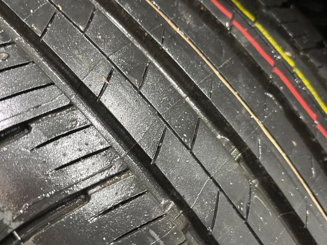 ヴェゼル ｅ：ＨＥＶ　Ｚ　登録済未使用車　９型コネクトナビ　マルチビューカメラ　ハンズフリーパワーバックドア　ホンダセンシング　アダプティブクルーズ　ブラインドスポットモニター　ＬＥＤヘッド　シーケンシャルターン　スマートキー（61枚目）