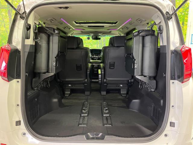 アルファード ２．５Ｓ　Ｃパッケージ　後期　ツインムーンルーフ　純正９型ＤＡ　後席モニター　デジタルインナーミラー　ブラインドスポットモニター　三眼ＬＥＤ　シーケンシャルターン　パワーバックドア　両側電動ドア　ドラレコ　ＥＴＣ　合皮シート（11枚目）