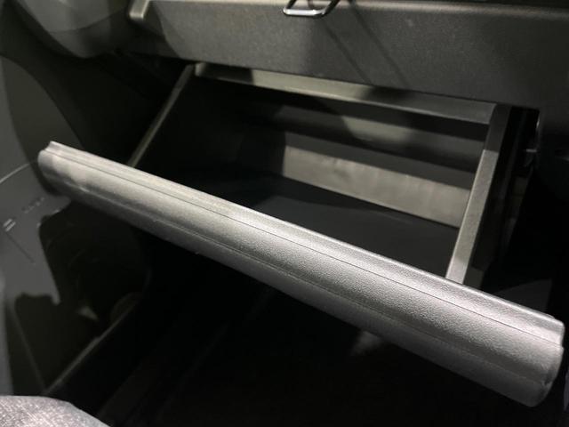 シエンタ ハイブリッドＺ　改良後　登録済未使用車　１０．５型ナビ　全周囲カメラ　ＥＴＣ　ドラレコ　ハンズフリー両側電動　セーフティセンス　レーダークルーズ　ブラインドスポットモニター　ＬＥＤヘッド　スマートキー　オートライト（25枚目）