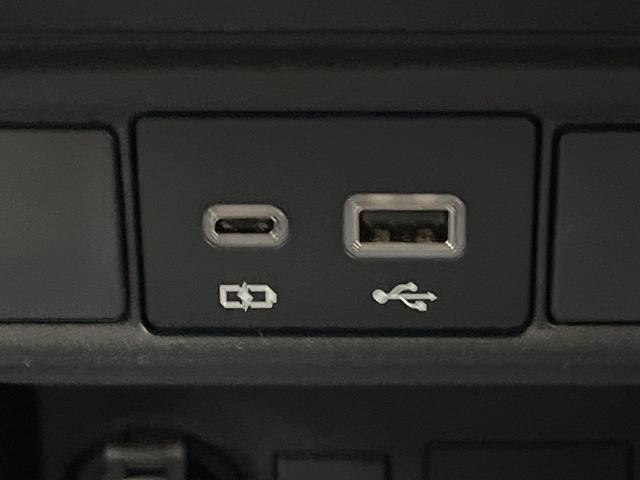 シエンタ ハイブリッドＺ　改良後　登録済未使用車　１０．５型ナビ　全周囲カメラ　ＥＴＣ　ドラレコ　ハンズフリー両側電動　セーフティセンス　レーダークルーズ　ブラインドスポットモニター　ＬＥＤヘッド　スマートキー　オートライト（30枚目）