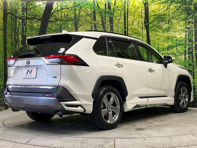 ＲＡＶ４ ハイブリッドＧ　４ＷＤ　モデリスタエアロ　純正９型ＤＡ　全周囲カメラ　デジタルインナーミラー　ハンズフリーパワーバックドア　セーフティセンス　レーダークルーズ　ブラインドスポット　パワーシート　シートヒーター　禁煙車（17枚目）
