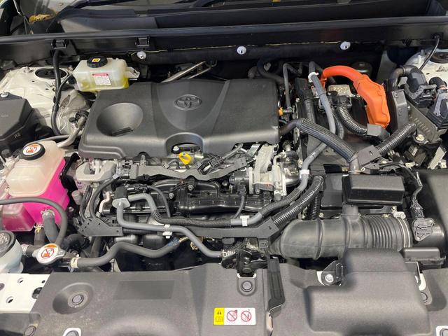 ＲＡＶ４ ハイブリッドＧ　４ＷＤ　モデリスタエアロ　純正９型ＤＡ　全周囲カメラ　デジタルインナーミラー　ハンズフリーパワーバックドア　セーフティセンス　レーダークルーズ　ブラインドスポット　パワーシート　シートヒーター　禁煙車（18枚目）