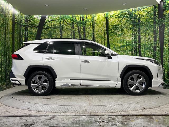 ＲＡＶ４ ハイブリッドＧ　４ＷＤ　モデリスタエアロ　純正９型ＤＡ　全周囲カメラ　デジタルインナーミラー　ハンズフリーパワーバックドア　セーフティセンス　レーダークルーズ　ブラインドスポット　パワーシート　シートヒーター　禁煙車（58枚目）