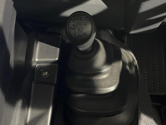 ランドクルーザー７０ ＡＸ　４ＷＤ　１オーナー　ナビＴＶ　バックカメラ　オーサーアラームセキュリティ　前後ドラレコ　ＥＴＣ　ＩＲカットフィルム　フロアマット　ドアバイザー　セーフティセンス　クルーズコントロール　ＬＥＤヘッド（6枚目）