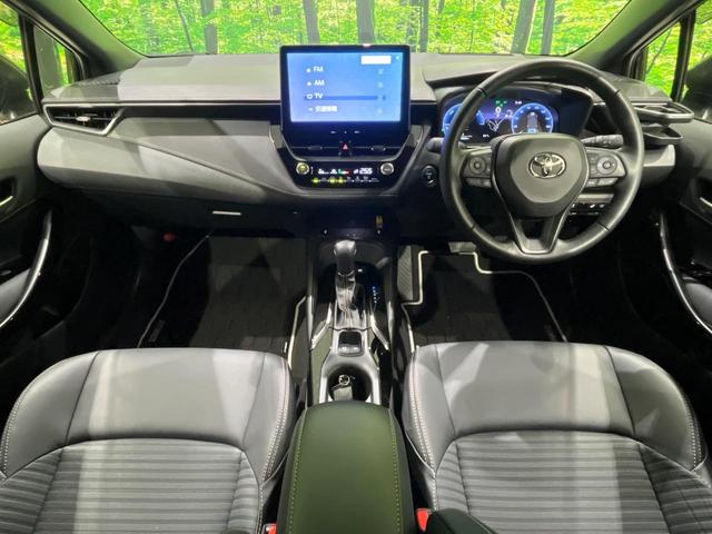 カローラツーリング ハイブリッド　ダブルバイビー　改良後　純正１０．５型ナビ　バックカメラ　ブラインドスポットモニター　パーキングサポートブレーキ　シートヒーター　ステアリングヒーター　ヘッドアップディスプレイ　１２．３型カラーメーター　ＬＥＤヘッド（2枚目）