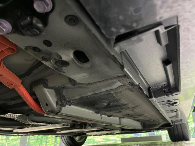 カローラツーリング ハイブリッド　ダブルバイビー　改良後　純正１０．５型ナビ　バックカメラ　ブラインドスポットモニター　パーキングサポートブレーキ　シートヒーター　ステアリングヒーター　ヘッドアップディスプレイ　１２．３型カラーメーター　ＬＥＤヘッド（22枚目）